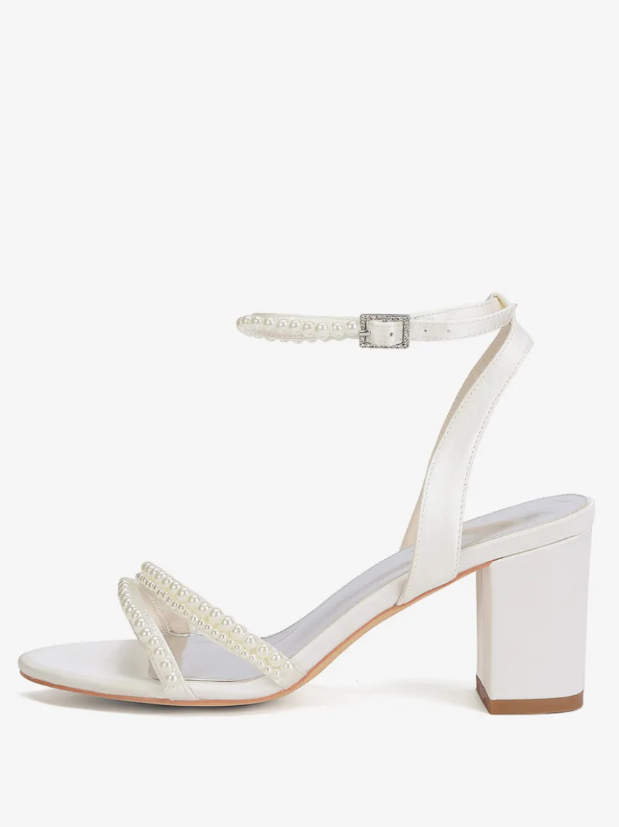 Chaussures de mariage ivoire à talons épais et perles