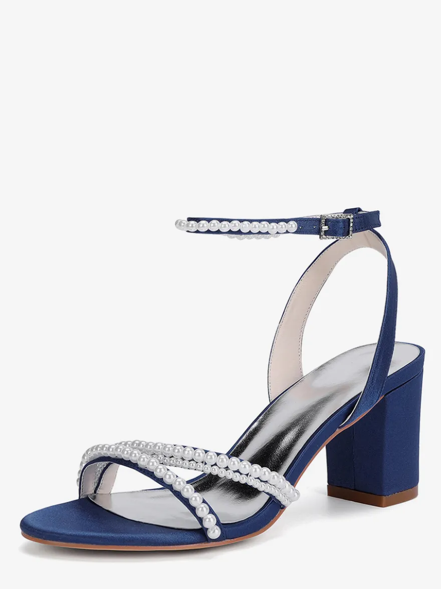 Chaussures de mariage ivoire à talons épais et perles