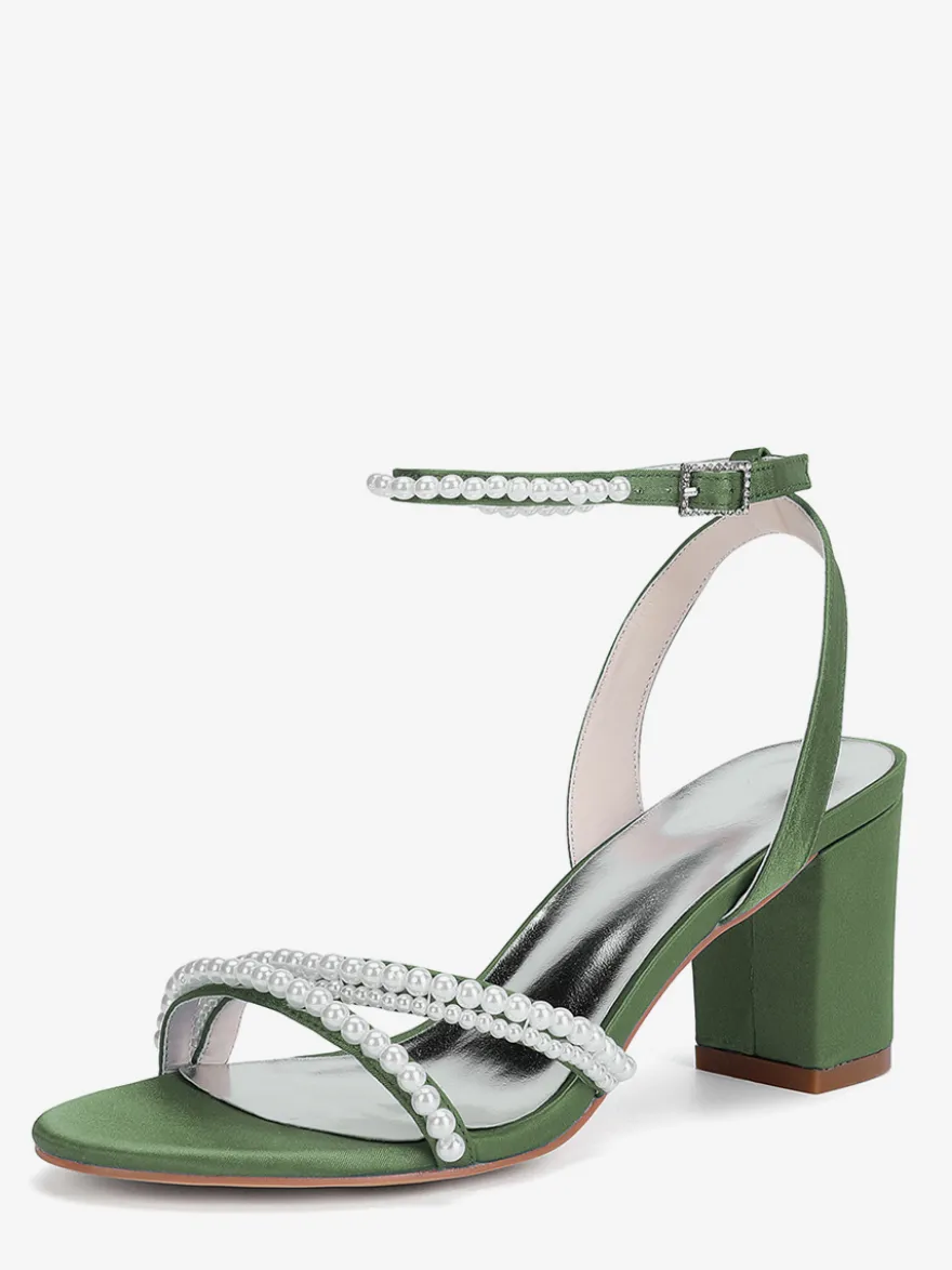 Chaussures de mariage ivoire à talons épais et perles