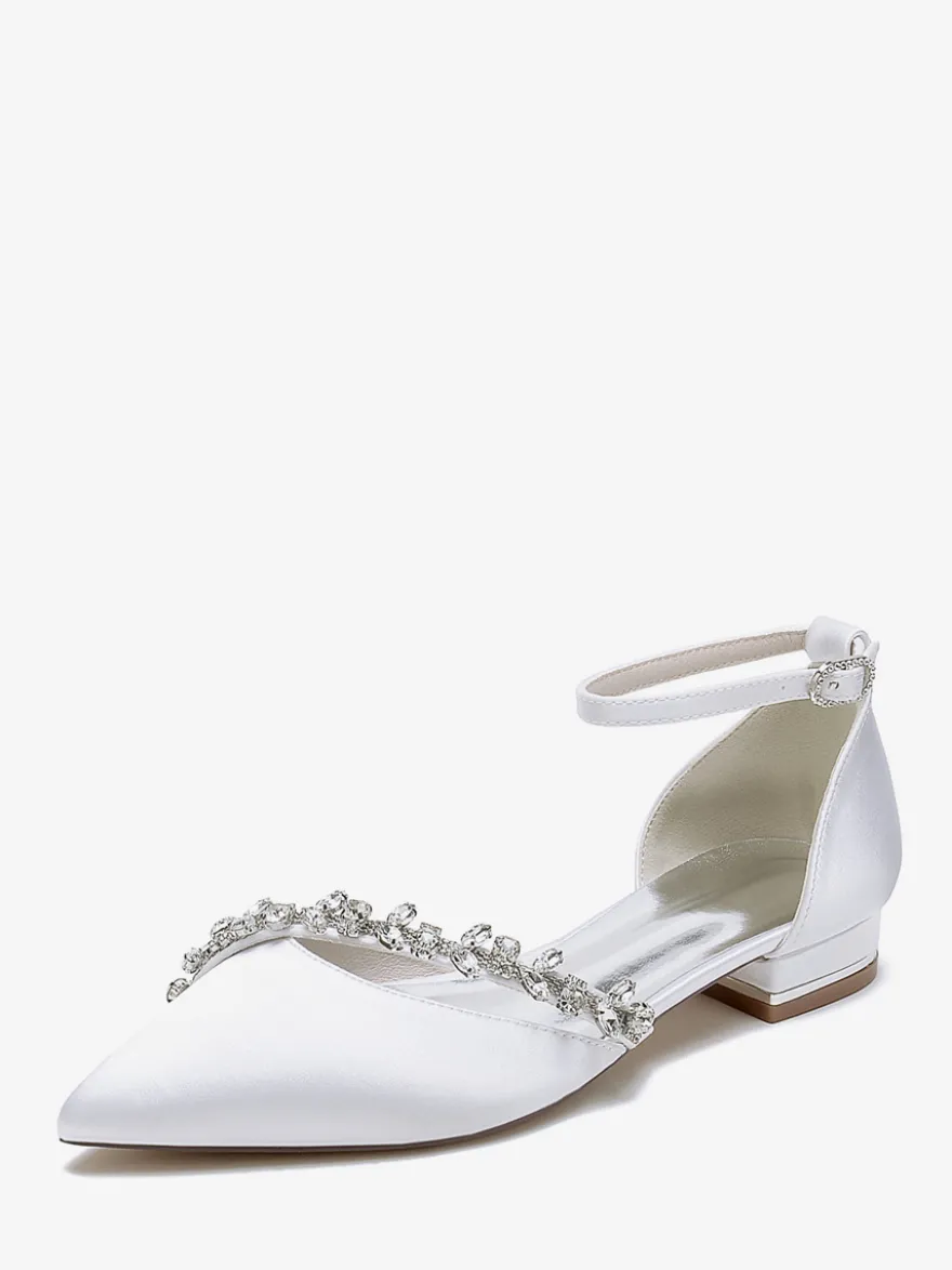 Chaussures de mariage plates en satin à bout pointu avec strass et bride à la cheville