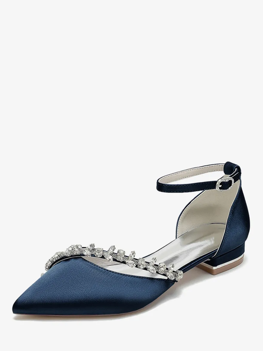 Chaussures de mariage plates en satin à bout pointu avec strass et bride à la cheville