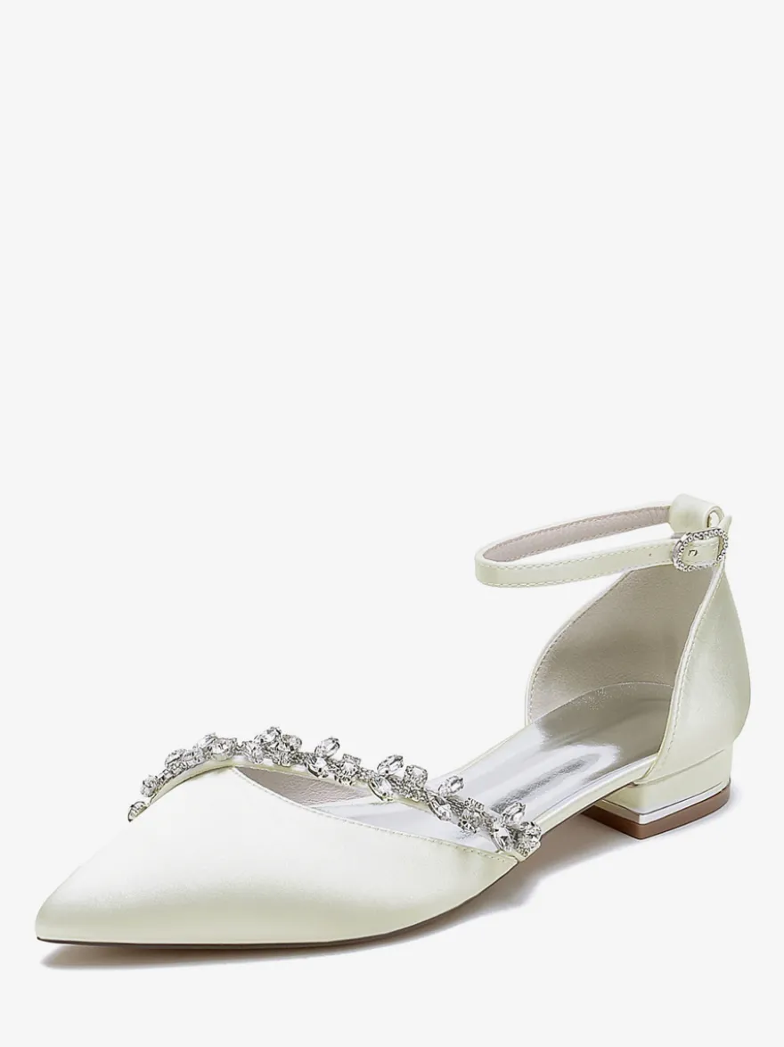 Chaussures de mariage plates en satin à bout pointu avec strass et bride à la cheville