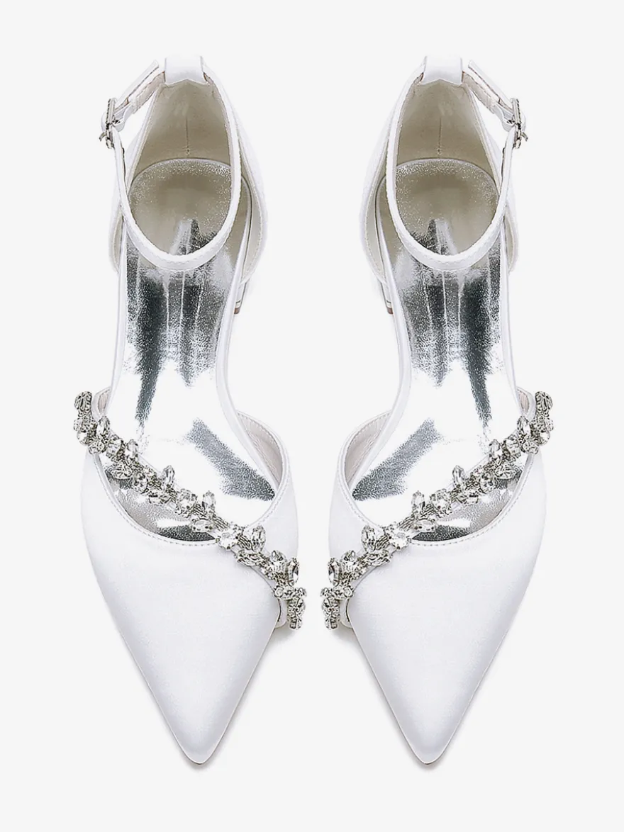 Chaussures de mariage plates en satin à bout pointu avec strass et bride à la cheville