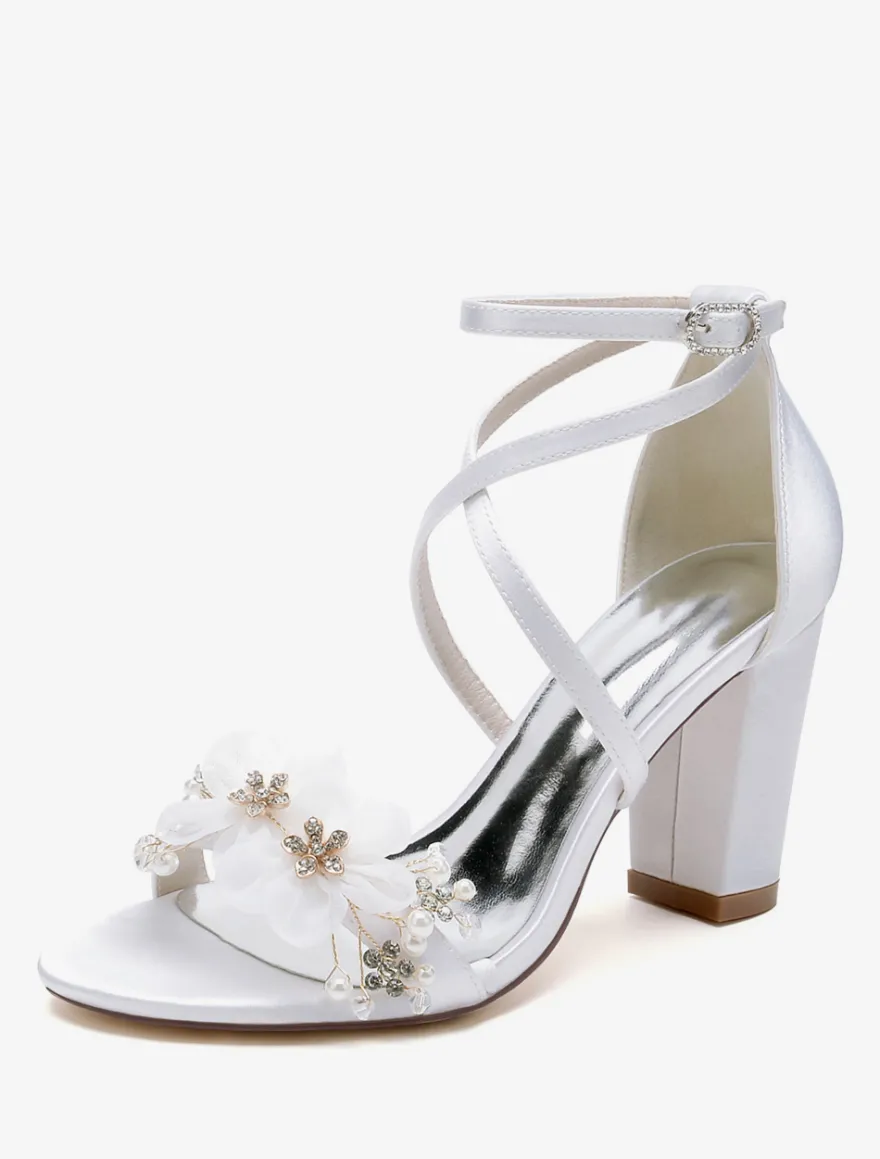 Chaussures de mariage Satin Fleurs blanches Sandales de mariage à bout ouvert