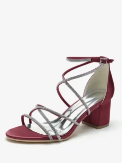 Chaussures de mariage à talons noirs et bout ouvert avec strass et lanières