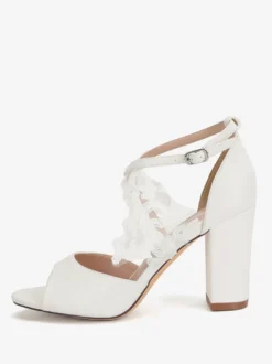 Chaussures de mariée blanches à bout ouvert et talons épais