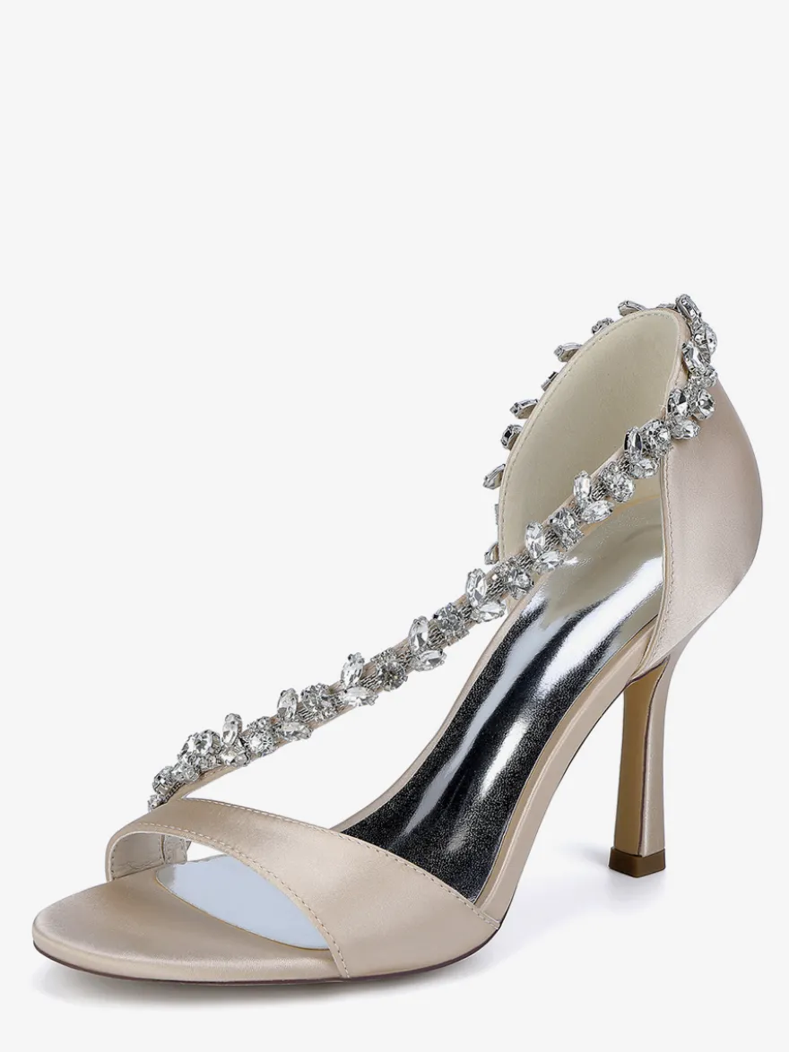 Chaussures de mariée en satin à bout pointu et talons hauts avec strass