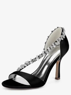 Chaussures de mariée en satin à bout pointu et talons hauts avec strass