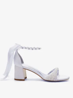 Chaussures de mariée à talon bloc bout ouvert perles strass bride cheville