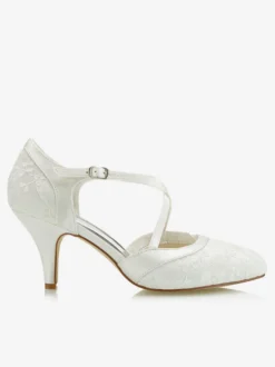 Chaussures De Mariée Vintage Dentelle Chaussures Chaton Talon Bout Pointu T Type Boucle Détail Chaussures De Mariage Rétro