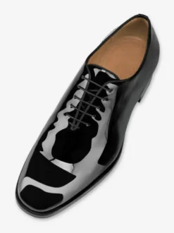 Chaussures de smoking Oxford classiques en cuir verni pour homme à lacets et bout carré idéales pour un mariage un bal ou une cérémonie.