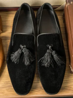 Chaussures habillées en velours pour hommes bout rond à enfiler chaussures de bal formelles avec pompons