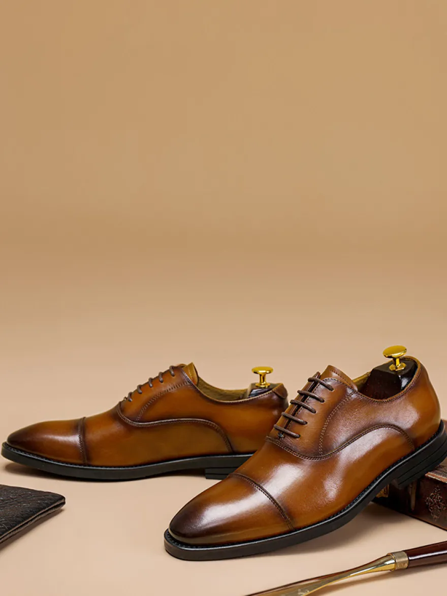 Chaussures habillées pour hommes en cuir à bout pointu à lacets et à talons bas derbies