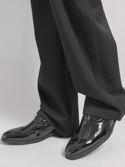 Chaussures habillées pour hommes bout rond doré lacets style Oxford
