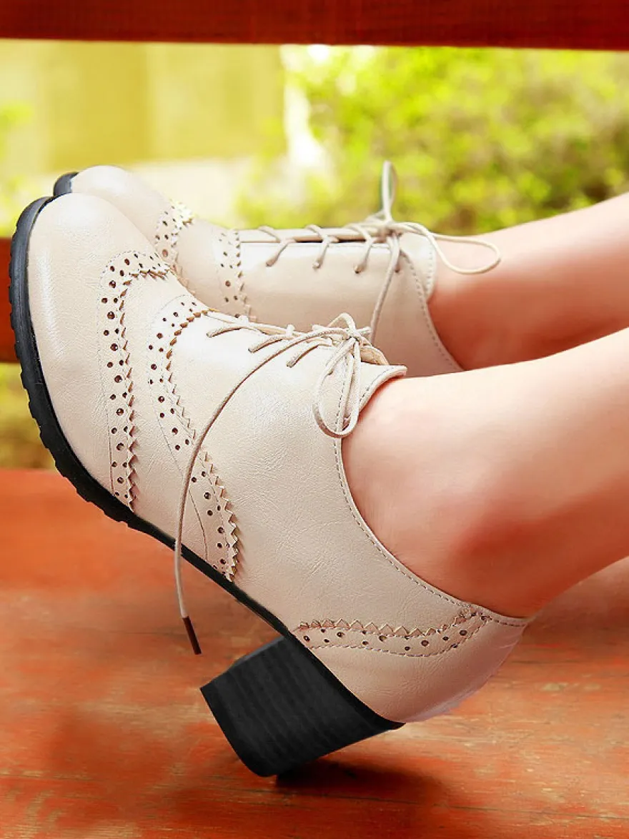 Chaussures Oxford blanches Femme Richelieu à lacets bout rond