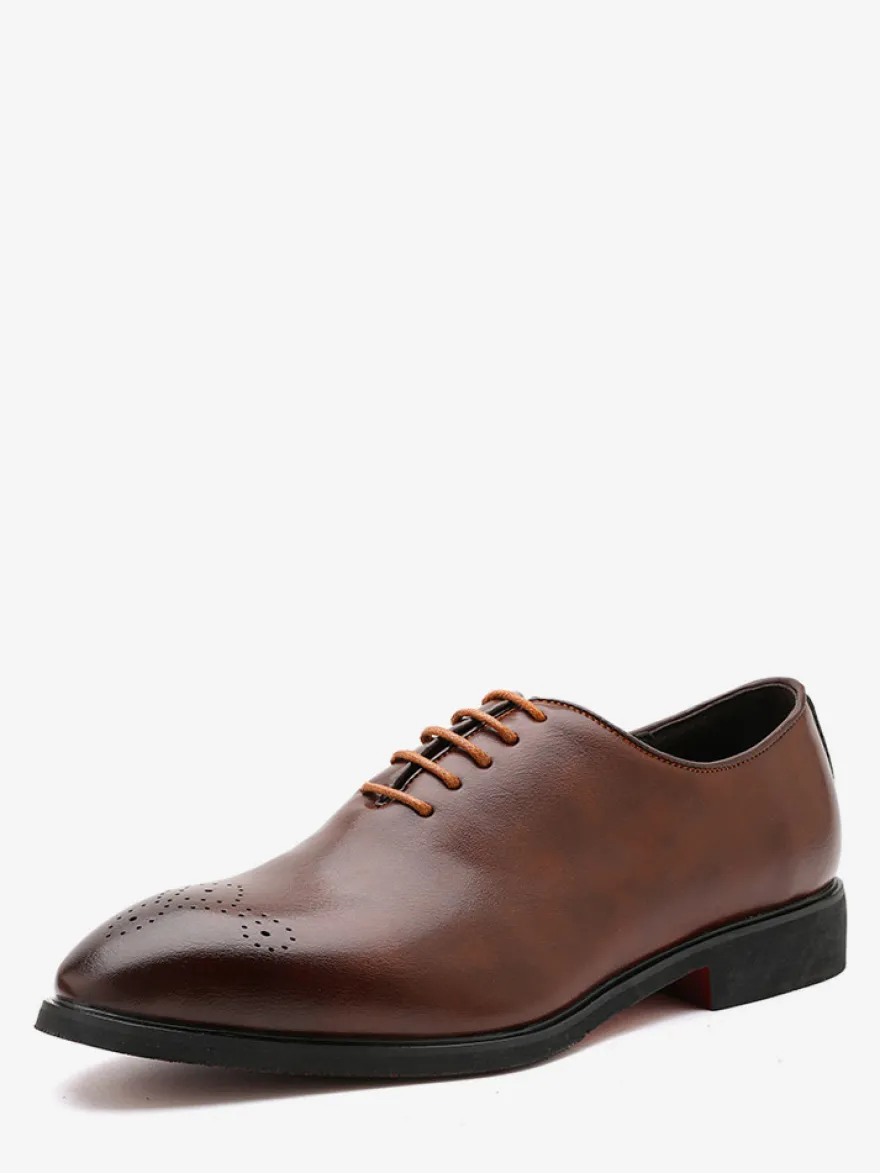 Chaussures Oxford marron pour hommes bout rond à lacets.