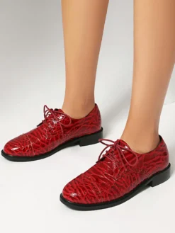 Chaussures Oxford pour femmes bout rond lacets plates et décontractées