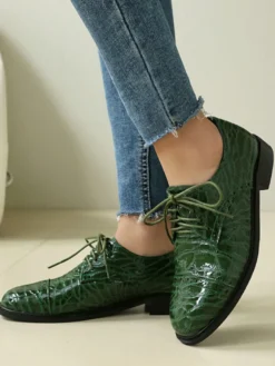 Chaussures Oxford pour femmes bout rond lacets plates et décontractées