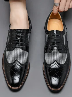 Chaussures Oxford pour hommes bout rond patchwork lacets.