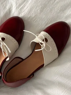 Chaussures vintage rouges pour femmes bout rond patchwork lacets style décontracté.
