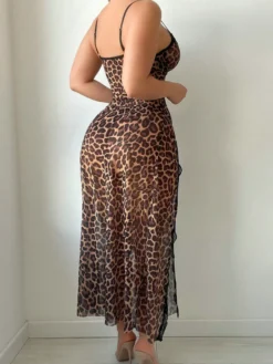 Chemise de nuit longue marron fendue devant imprimé léopard lingerie sexy pour adulte