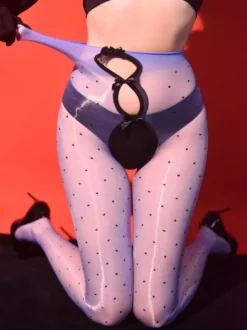 Collants et bas pour femmes couleur café transparents sans entrejambe avec nœuds.