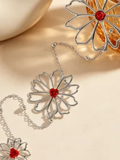 Collier de dos Daisy Hollow rouge strass avec pendentif fleur superposée pour femme