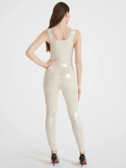 Combinaison de sport brillante à bretelles pour femme sexy pour le yoga effet latex haute élasticité