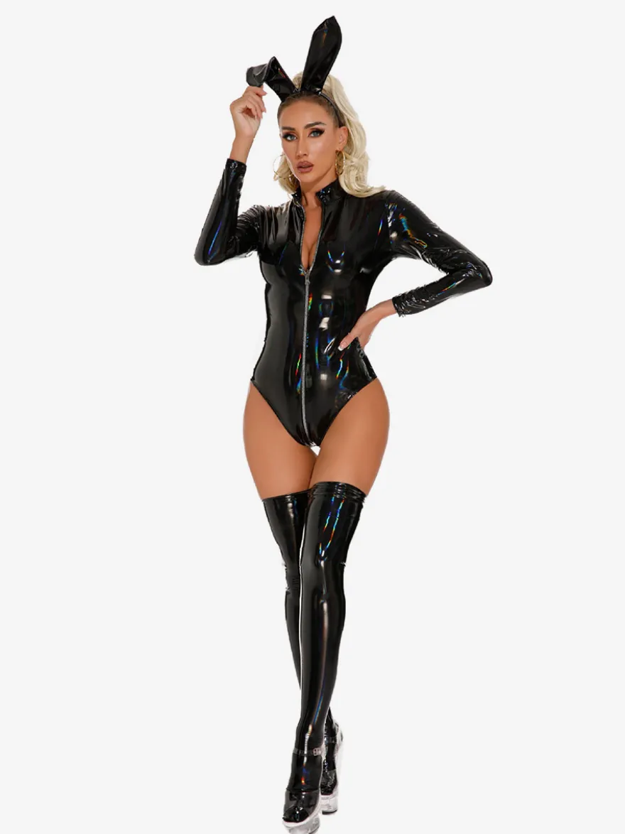 Combinaison intégrale en cuir verni holographique avec oreilles de lapin manches longues fermeture éclair sur le devant pour femme.