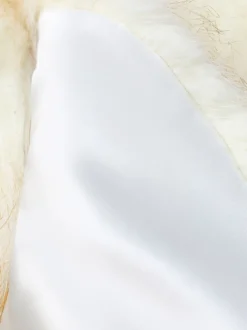 Couverture de mariage en fausse fourrure hauts beiges couverture de mariée