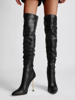 Cuissardes noires à talons hauts et bout pointu cuissardes souples