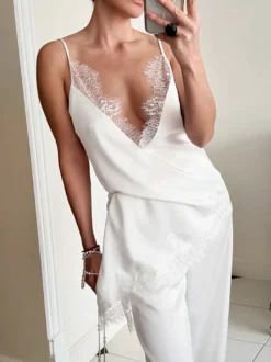 Débardeur blanc à bretelles fines et dentelle bretelles réglables chic pour femme