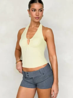 Débardeur bordeaux à bretelles laçage et boutons chic pour femme