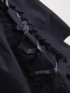 Dentelle de coton noir Lolita Robe OP 3 Lyers Hem Déguisements