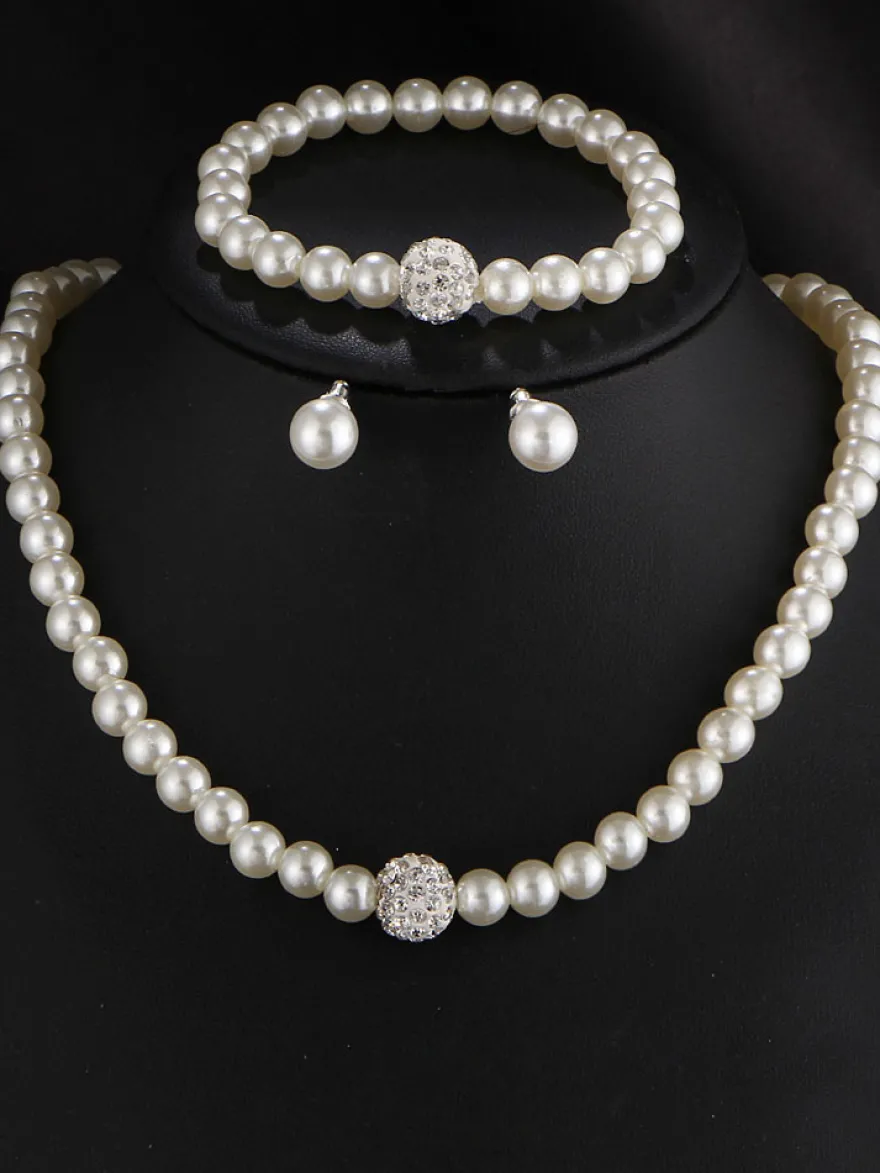 Ensemble de bijoux boucle d'oreille collier brecelet