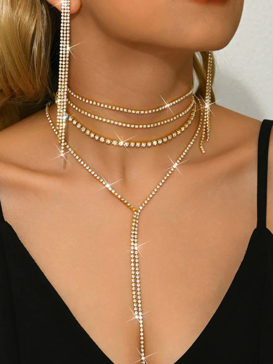 Ensemble de bijoux de mariage tendance en métal attrayant avec perles d'imitation.