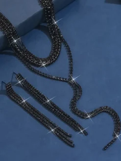 Ensemble de bijoux de mariage tendance en métal attrayant avec perles d'imitation.