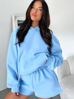 Ensemble de détente 2 pièces : sweat à capuche oversize short à poches et cordon de serrage