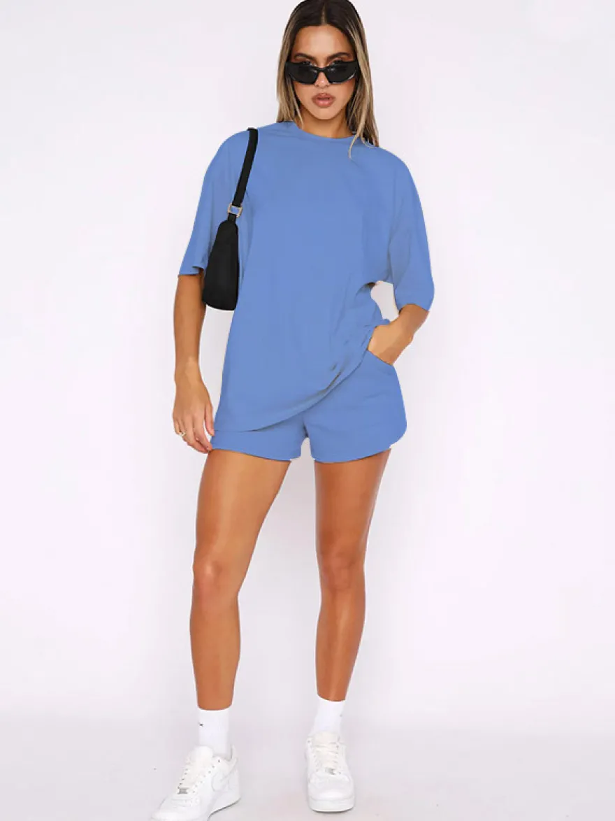 Ensemble de détente 2 pièces : T-shirt oversize à manches courtes short à poches et cordon de serrage