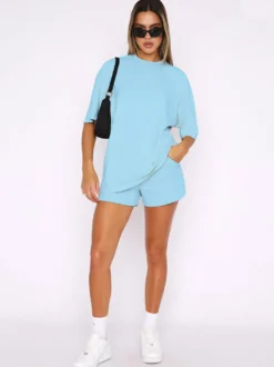 Ensemble de détente 2 pièces : T-shirt oversize à manches courtes short à poches et cordon de serrage