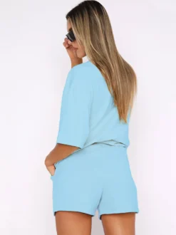 Ensemble de détente 2 pièces : T-shirt oversize à manches courtes short à poches et cordon de serrage