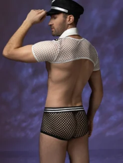 Ensemble de lingerie pour homme costume de pilote : haut court en résille short à nouer et chapeau. Tenue d'Halloween et de boîte de nuit.