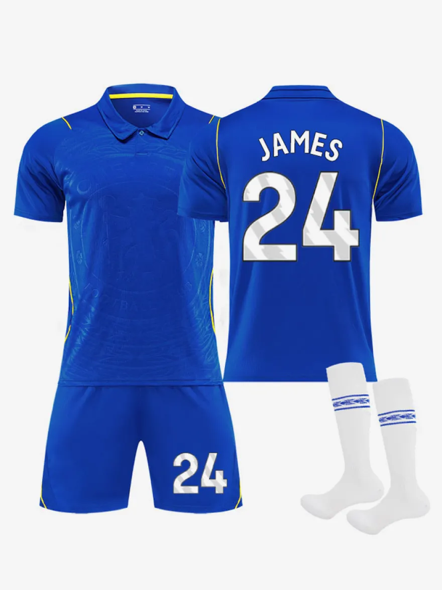 Ensemble de maillot de football domicile 3 pièces Palmer n°10 et Enzo n°8 pour adultes et enfants (26/27).