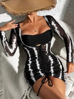 Ensemble maillot de bain deux tons sans manches noir sexy à cordon de serrage avec cache-maillots et paréos.