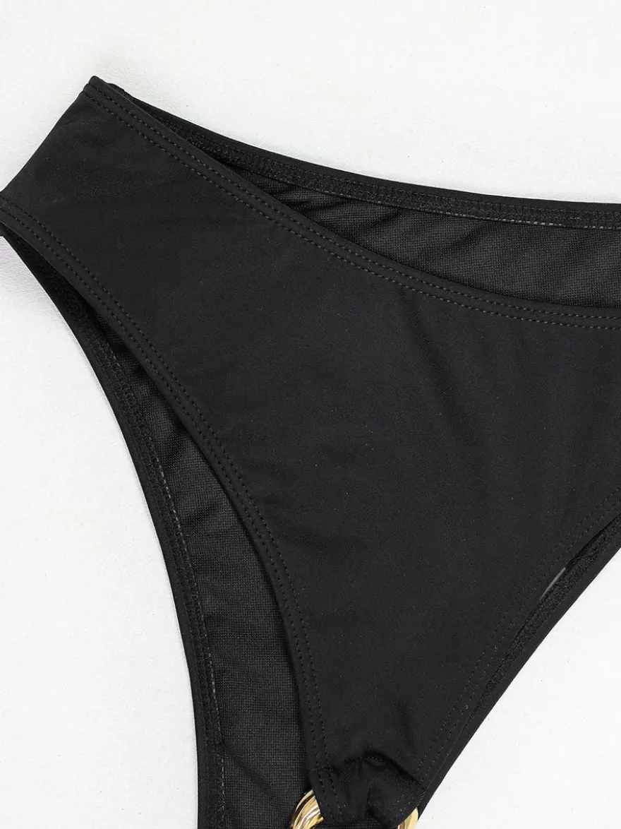Ensemble maillot de bain et cache-maillot blanc sexy en dentelle à œillets jupe longue sans manches et soutien-gorge dos nageur.
