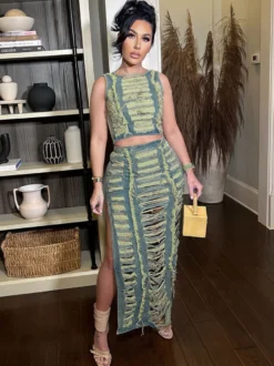 Ensemble 2 pièces en denim délavé pour femme - Jupe longue fendue déchirée style vintage et crop top - Tenue de festival d'été 2026
