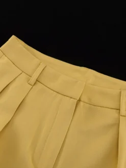 Ensemble 2 pièces jaune costume oversize et pantalon large pour l'automne 2026