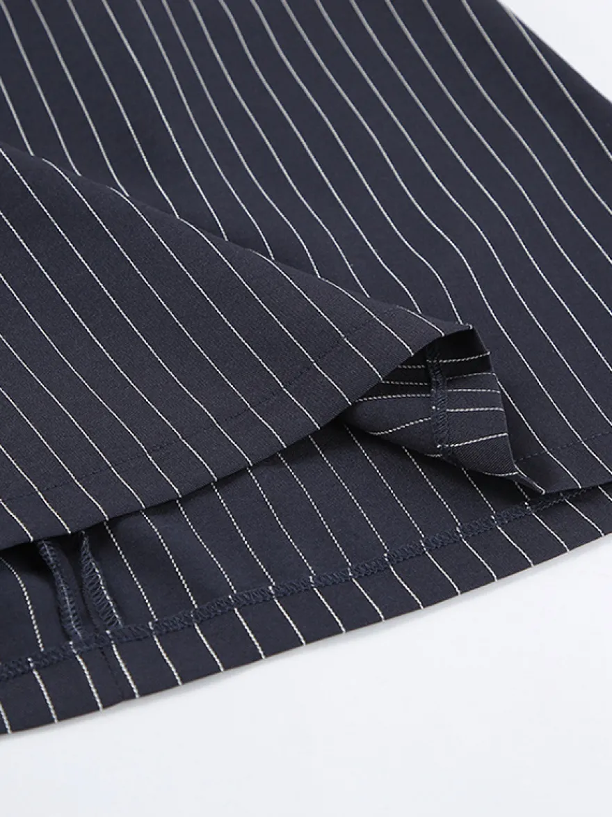 Ensemble robe blazer à fines rayures et tailleur jupe pour femme - Bleu marine chic col foulard coupe ajustée - Collection printemps 2026