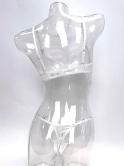 Ensemble soutien-gorge et string en dentelle florale à col en V et nœud avec armatures.
