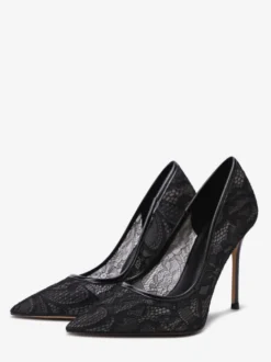 Escarpins noirs à bout pointu en dentelle à enfiler et à talons hauts